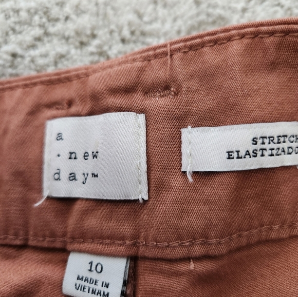 Women's High-Rise Everyday Chino Shorts - A New Day Brown - Picture 10 of 13